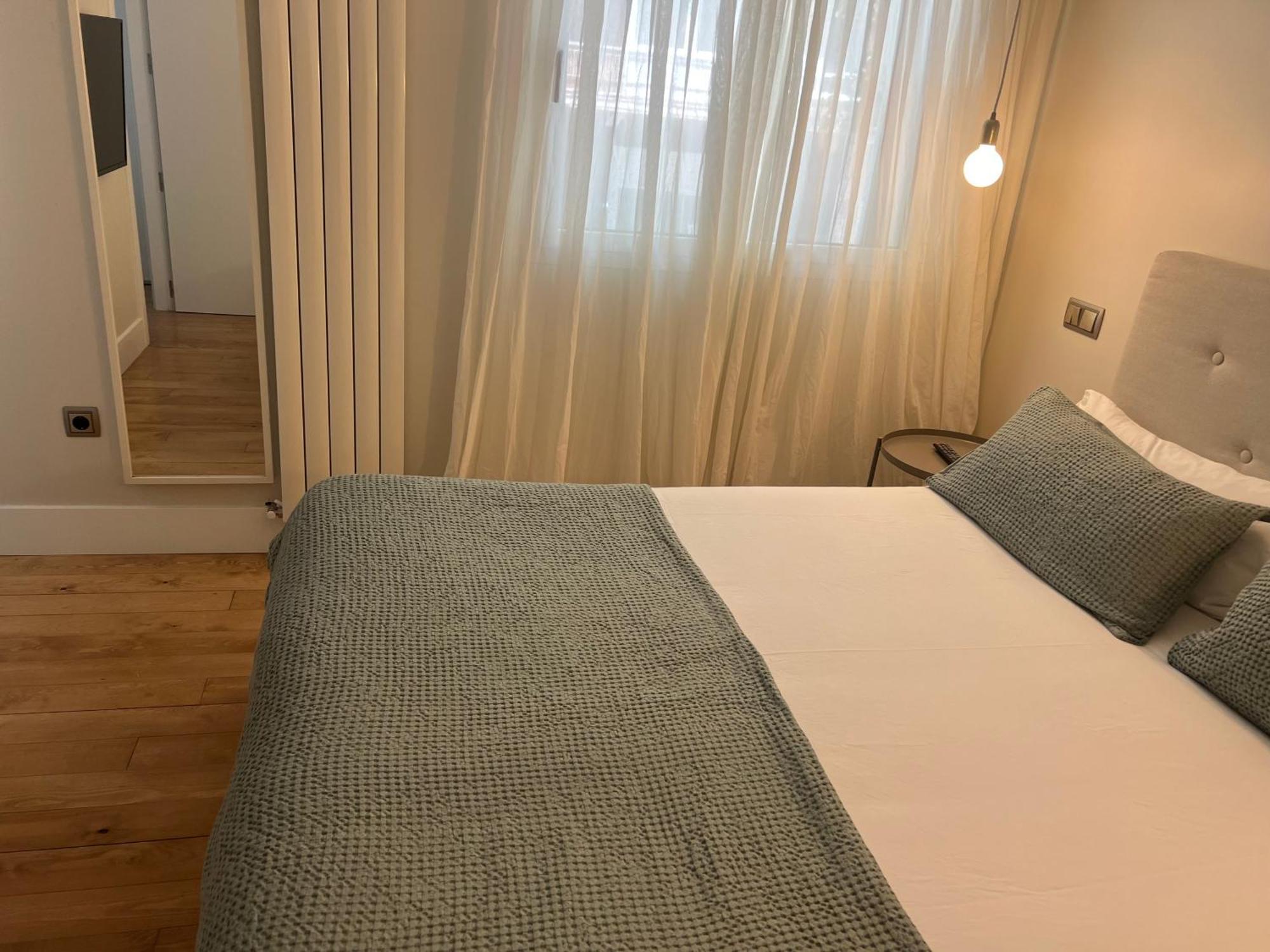 Duplex De Lujo Junto Al Bernabeu Real Madrid Villa Exteriör bild